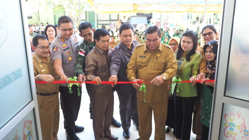 Bupati Resmikan Gedung UPT Puskesmas Kecamatan Barong Tongkok